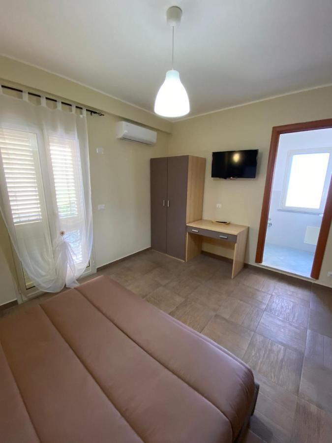 Nick & Santo'S Holiday Homes B&B Giardini Naxos Exteriör bild