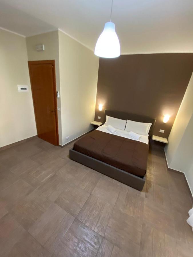 Nick & Santo'S Holiday Homes B&B Giardini Naxos Exteriör bild